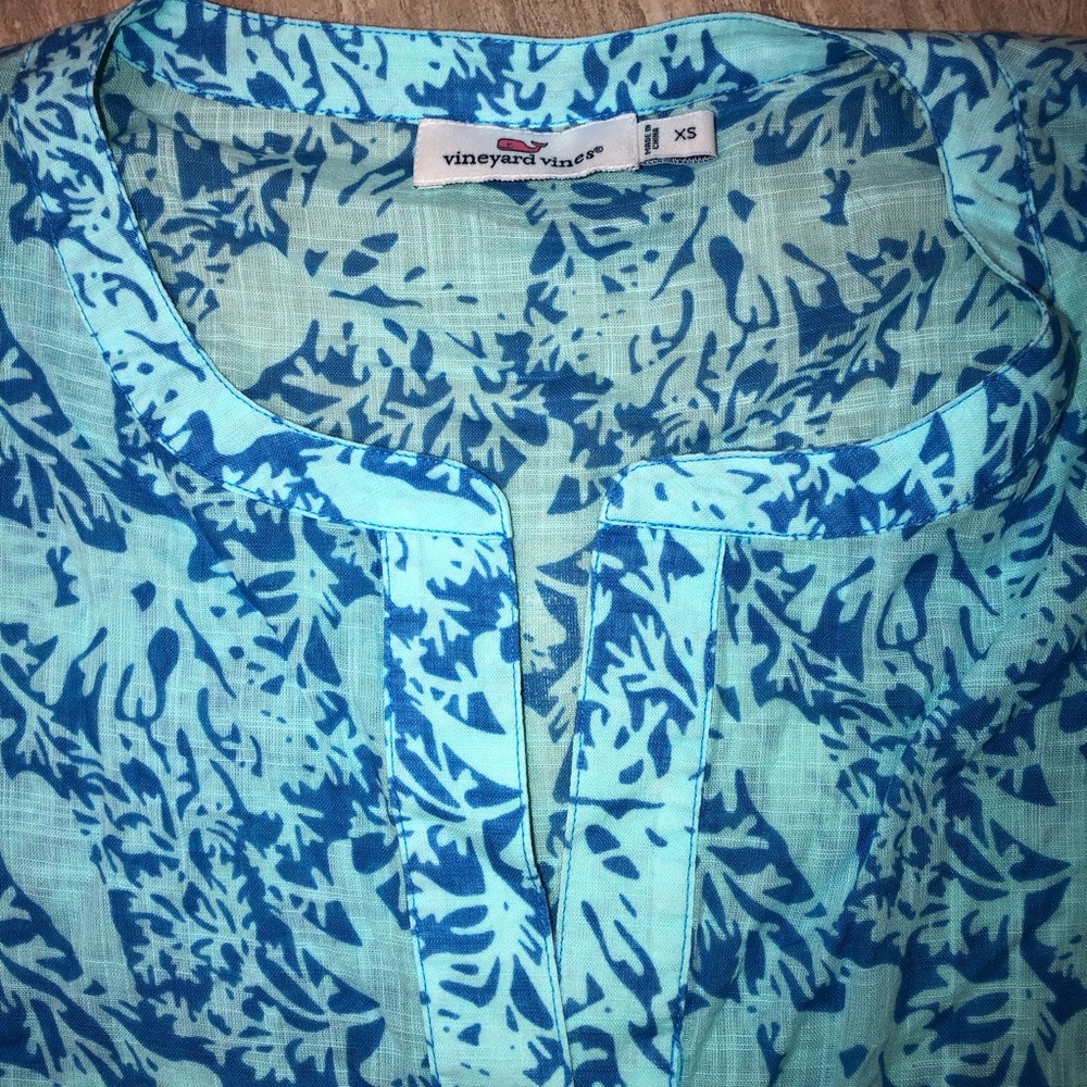 Vineyard Vines coverup Size XS - 3/4 length sleeves - Picture 2 of 7